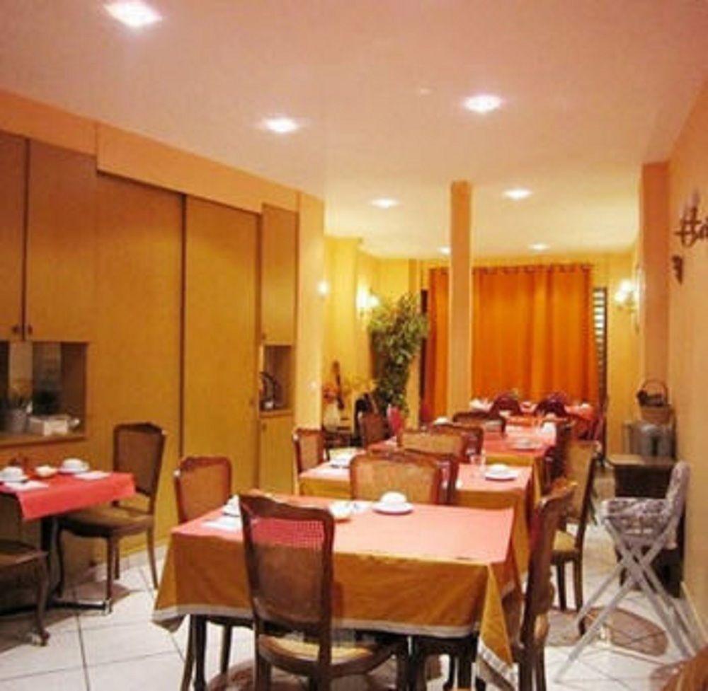 Hotel Hipotel Voltaire Bastille Parigi
